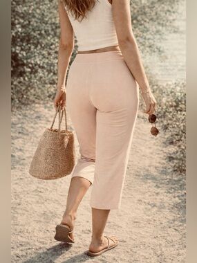 Camber & Grace Pink Capri Pants Large Pull On Stretch Slim Summer Casual